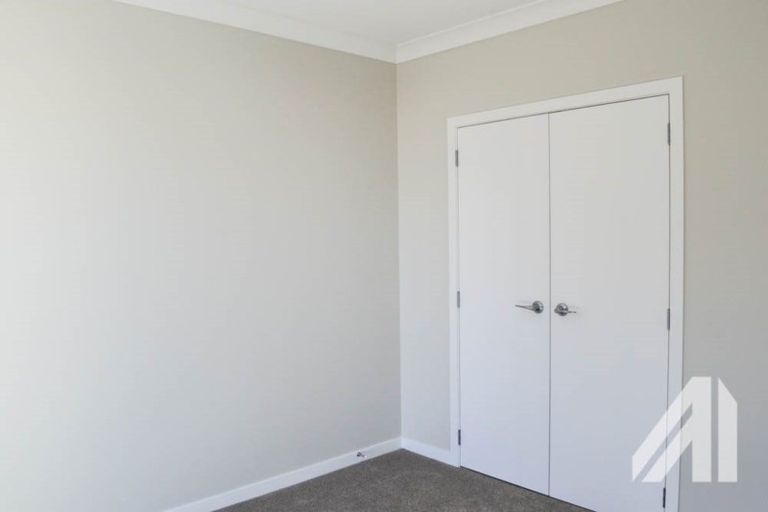 Photo of property in 3 Peihana Road, Hobsonville, Auckland, 0616