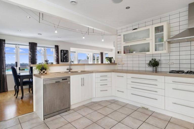 Photo of property in 49 Merriman Place, Pyes Pa, Tauranga, 3112