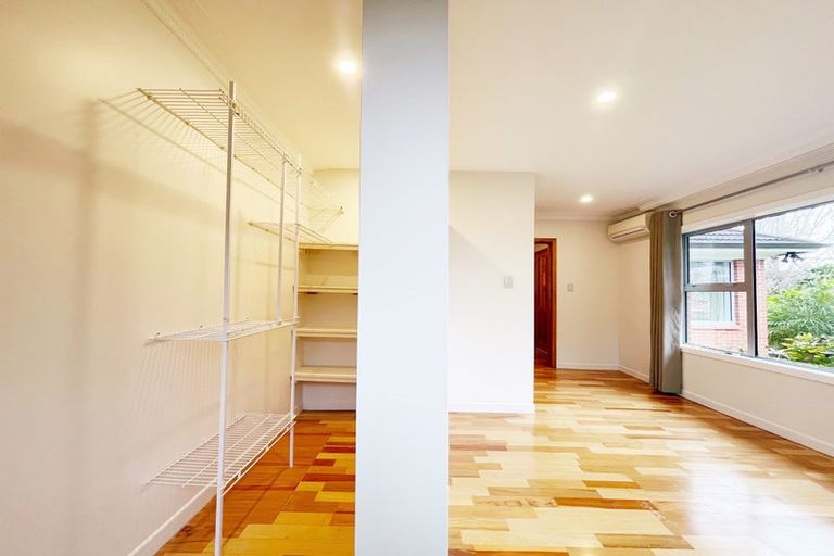 Photo of property in 38 Tui Glen Road, Birkenhead, Auckland, 0626