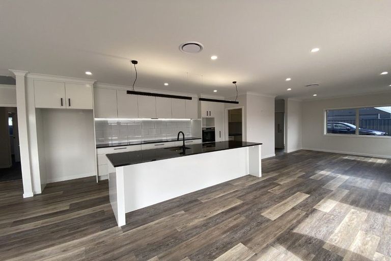 Photo of property in 8 Dinneen Close, Frimley, Hastings, 4120