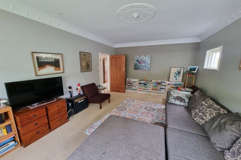 Photo of property in 90 Nottingham Street, Karori, Wellington, 6012