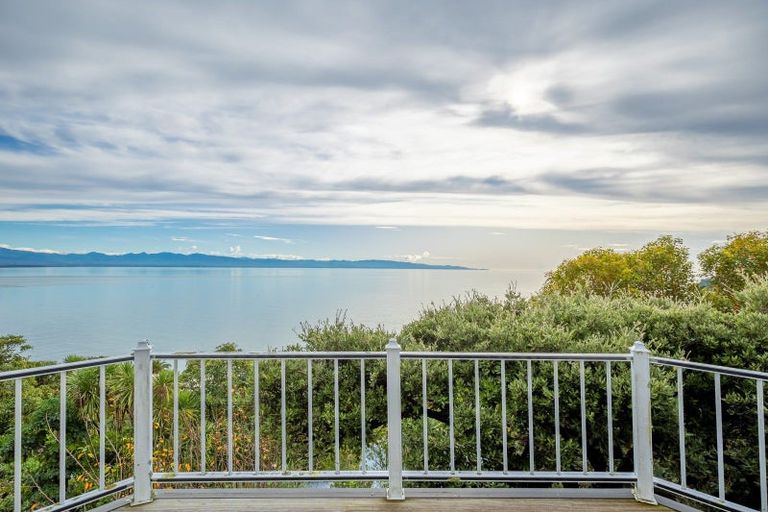 Photo of property in 11 Grenville Terrace, Moana, Nelson, 7011