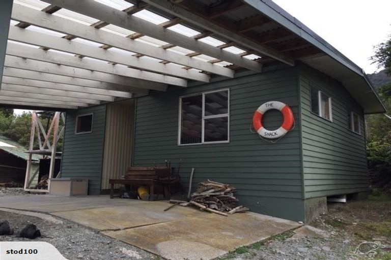 Photo of property in 8 Neils Beach Road, Jackson Bay, Haast, 7886