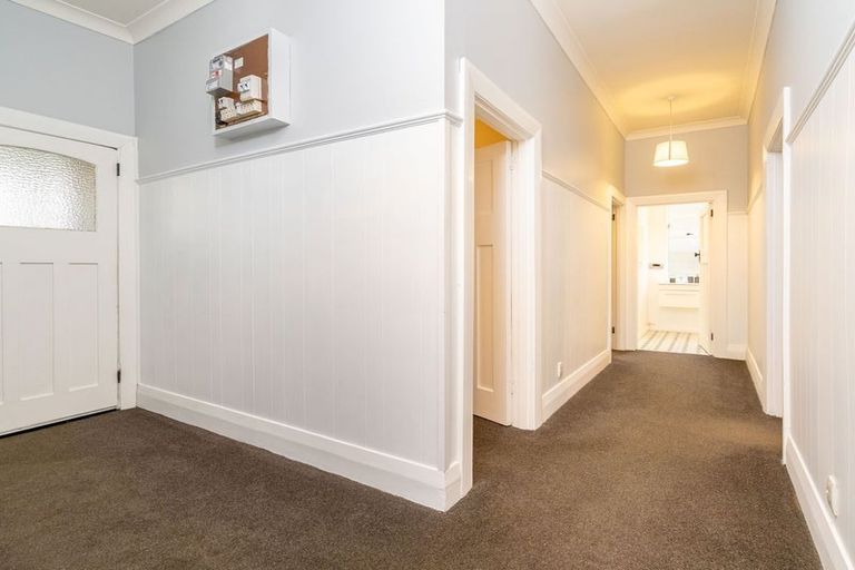 Photo of property in 32 Bernard Street, Kenmure, Dunedin, 9011