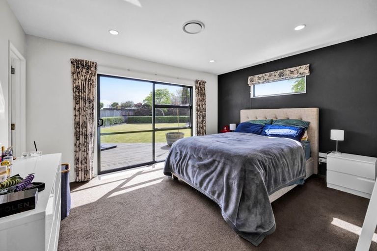 Photo of property in 3 Beech Place, Hawera, 4610