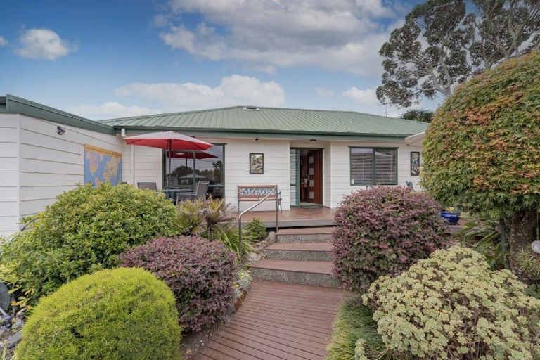 Photo of property in 244 Cook Drive, Whitianga, 3510