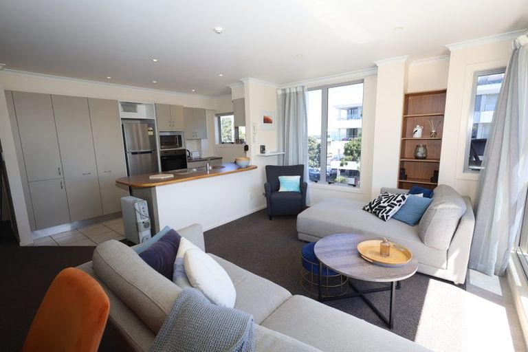 Photo of property in Salisbury Crown, 8/7 Salisbury Avenue, Mount Maunganui, 3116