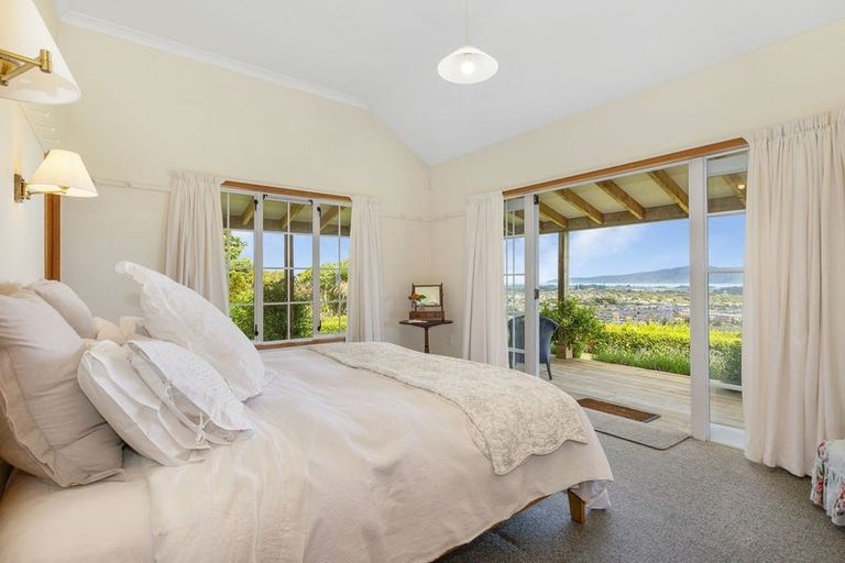 Photo of property in 18b Kea Street, Waikanae, 5036