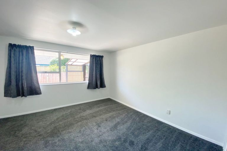 Photo of property in 2/17 Philomel Street, North New Brighton, Christchurch, 8083