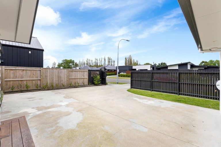 Photo of property in 31 Freedom Drive, Kelvin Grove, Palmerston North, 4414