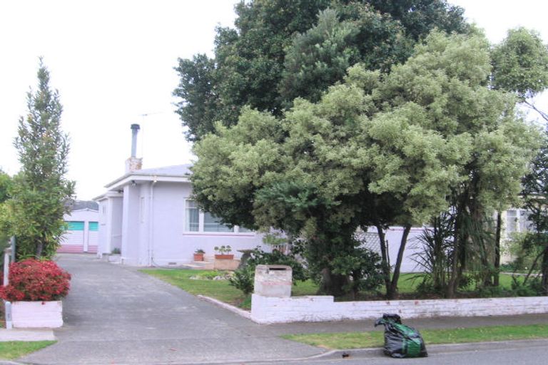 Photo of property in 4 Tripoli Street, Onekawa, Napier, 4110