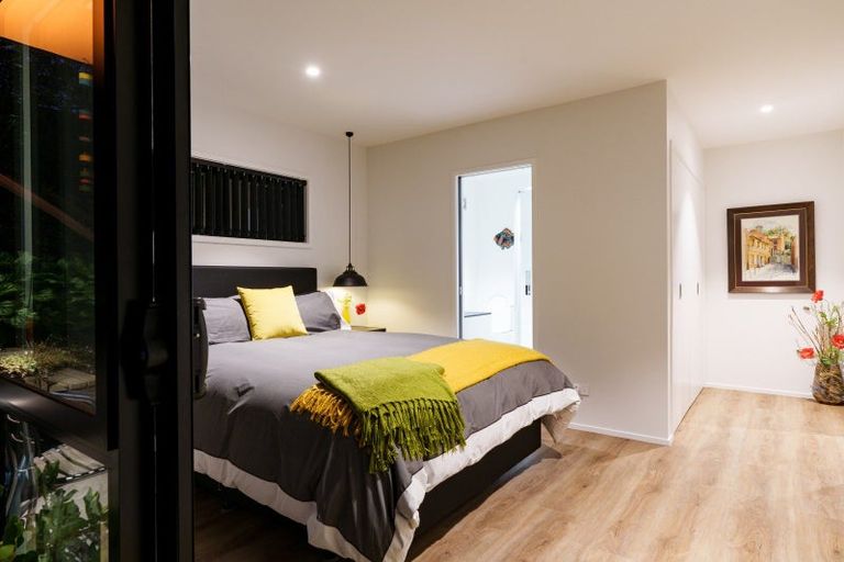 Photo of property in 17 Neidpath Road, Mornington, Dunedin, 9011