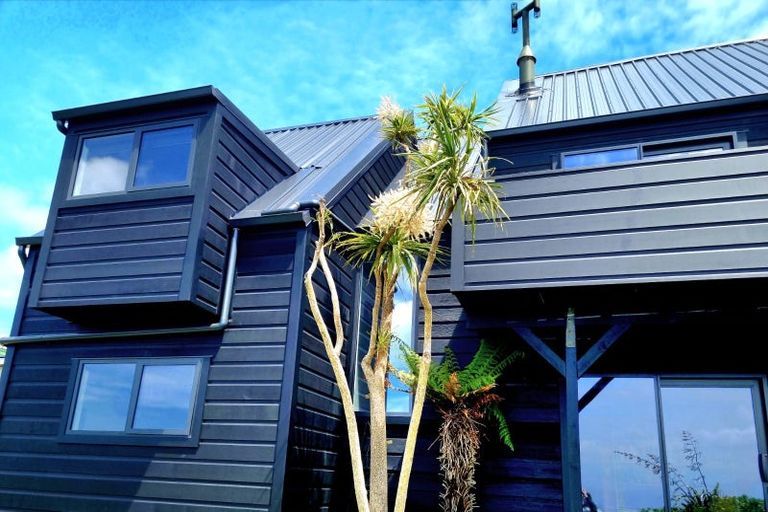 Photo of property in 10 Virginia Grove, Brooklyn, Wellington, 6021