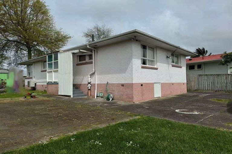 Photo of property in 38 Flat Bush Road, Clover Park, Auckland, 2023