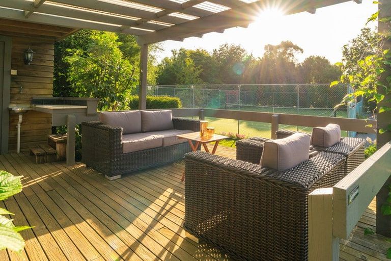 Photo of property in 14a Puriri Road, Waikanae, 5036