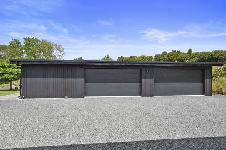 Photo of property in 458 Whitehills Road, Waitoki, Silverdale, 0994