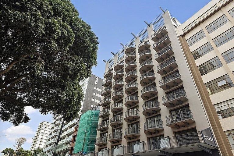 Photo of property in Atrium Towers, 1o/154 The Terrace, Wellington Central, Wellington, 6011