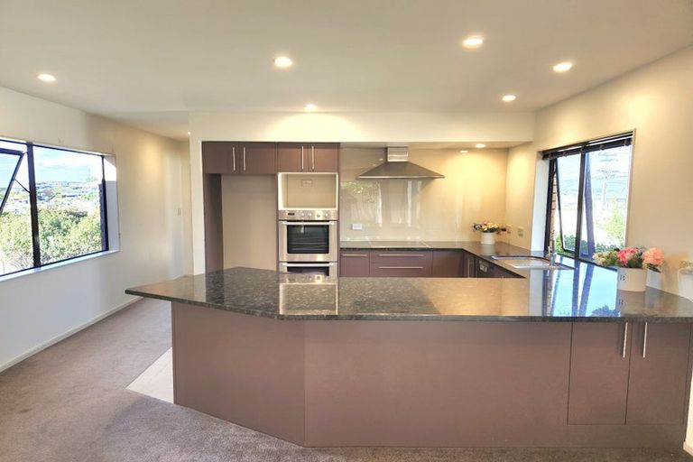 Photo of property in 43 Bleakhouse Road, Howick, Auckland, 2014