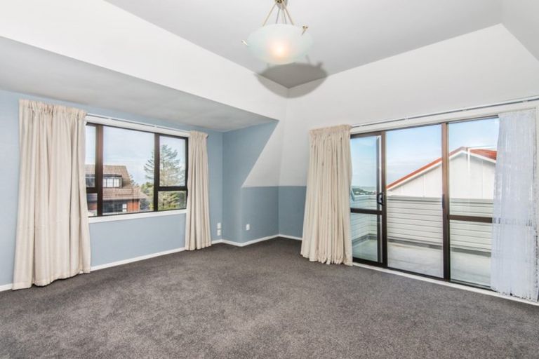 Photo of property in 45a Satara Crescent, Khandallah, Wellington, 6035