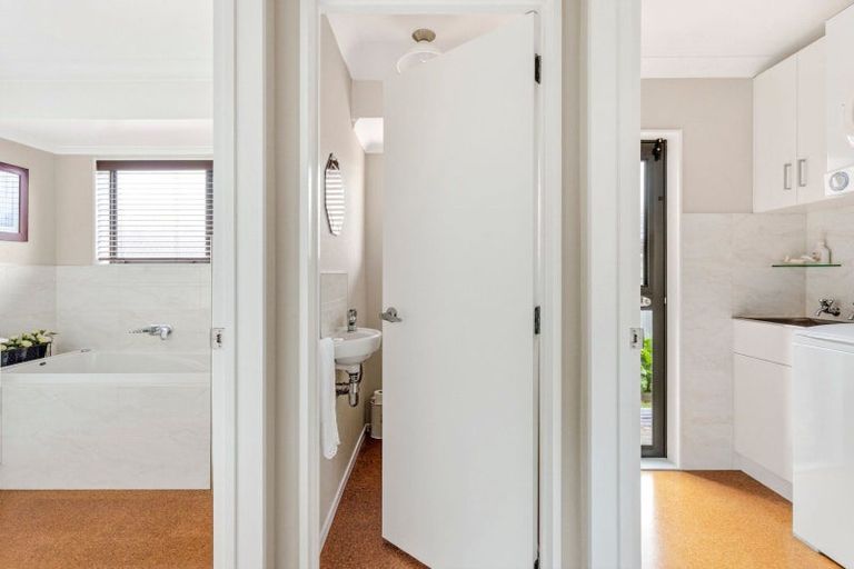 Photo of property in 3 Bronte Place, Leamington, Cambridge, 3432