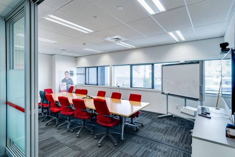 Photo of property in 28 Dickens Street, Owhata, Rotorua, 3010