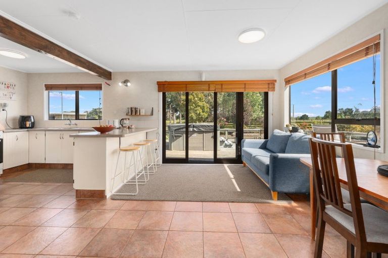 Photo of property in 257 Halcombe Road, Feilding, 4775