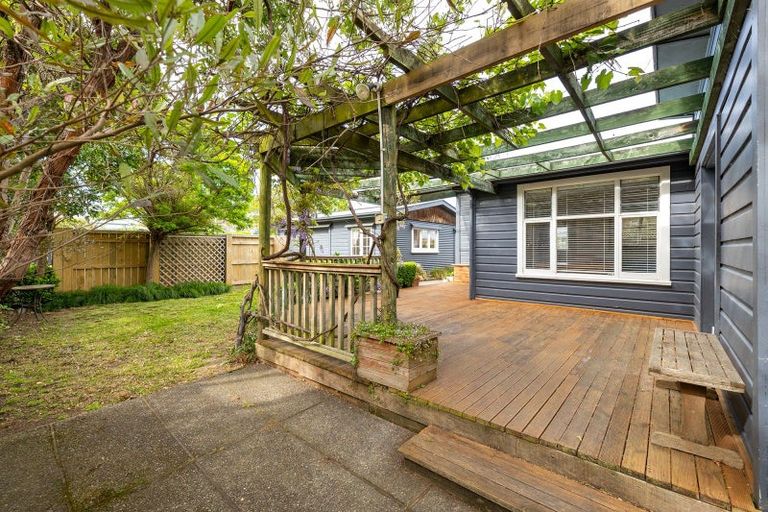 Photo of property in 37 Sackville Street, Martinborough, 5711