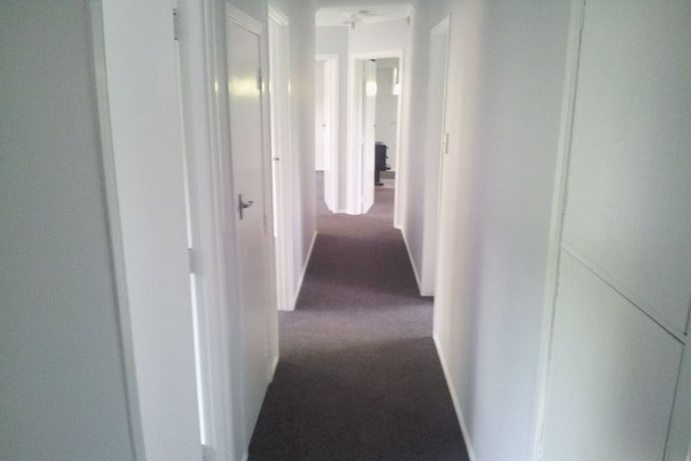 Photo of property in 35 Parker Avenue, New Lynn, Auckland, 0600