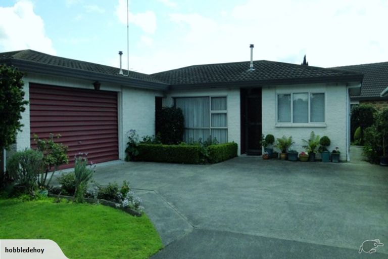 Photo of property in 6b Edwards Place, Terrace End, Palmerston North, 4410