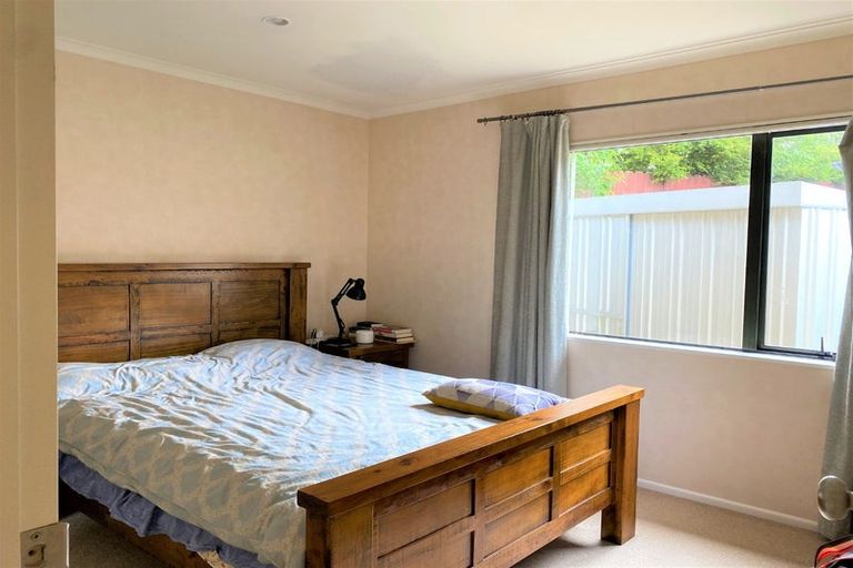 Photo of property in 54 Redcastle Drive, East Tamaki, Auckland, 2013