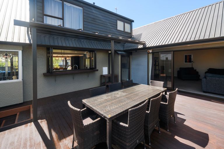 Photo of property in 40 Lincoln Terrace, Hokowhitu, Palmerston North, 4410