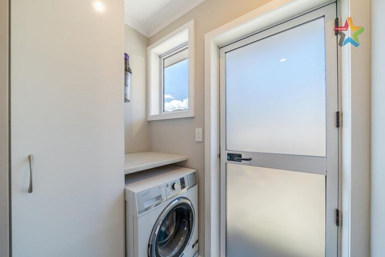 Photo of property in 2/6 Galway Street, Waterloo, Lower Hutt, 5011