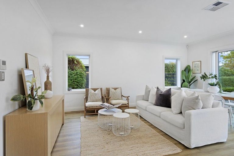 Photo of property in 140 Weston Road, St Albans, Christchurch, 8052