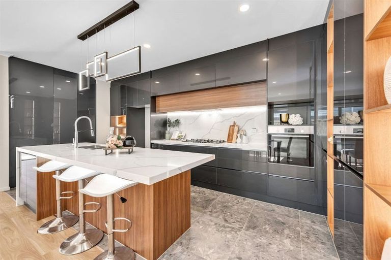 Photo of property in 54 Hikuawa Road, Flat Bush, Auckland, 2019