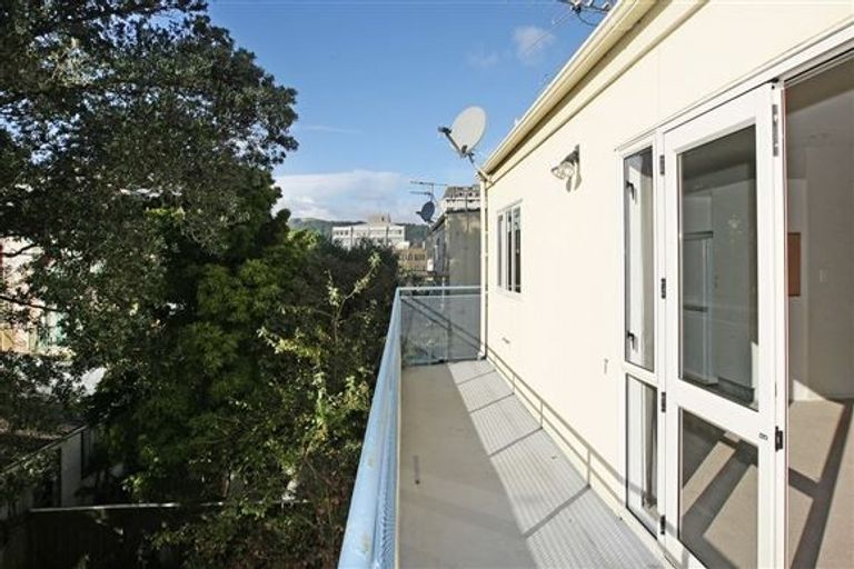 Photo of property in Avon Apartments, 313b The Terrace, Te Aro, Wellington, 6011