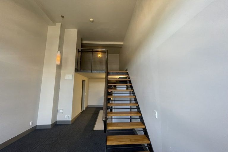Photo of property in Urbane Apartments, 38/29 Webb Street, Mount Cook, Wellington, 6011