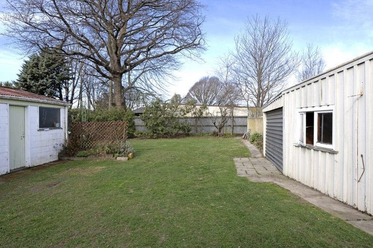Photo of property in 5 Mappleton Avenue, Burnside, Christchurch, 8053