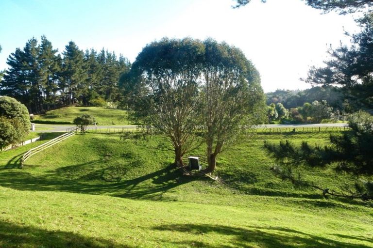 Photo of property in 20 Derham Road, Te Horo, Otaki, 5581