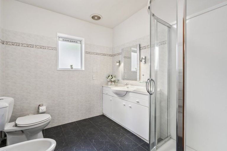 Photo of property in 11f Duncan Street, Tawa, Wellington, 5028