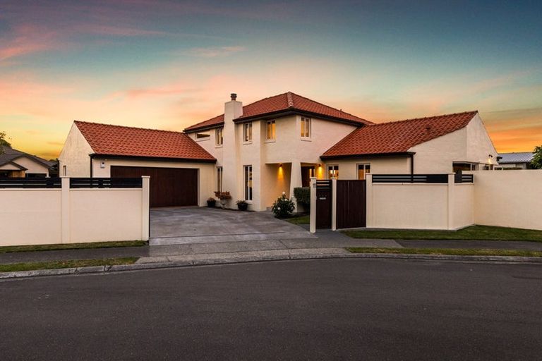 Photo of property in 11 Park Lane, Greenmeadows, Napier, 4112