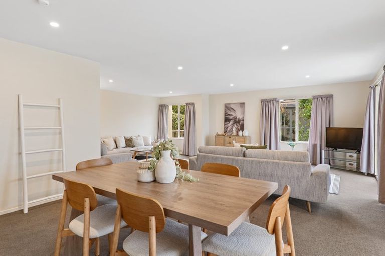 Photo of property in 1/21 Overdale Drive, Cashmere, Christchurch, 8022