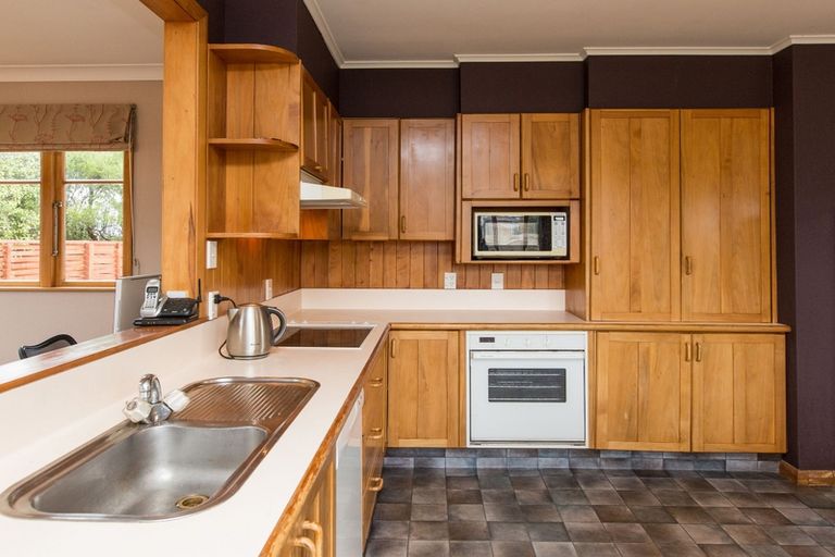 Photo of property in 146 Kelvin Grove Road, Kelvin Grove, Palmerston North, 4414