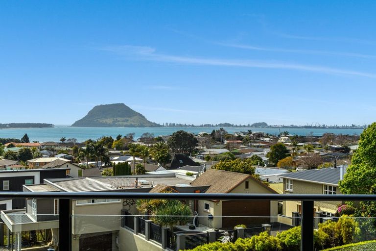 Photo of property in 21 Norton Road, Otumoetai, Tauranga, 3110