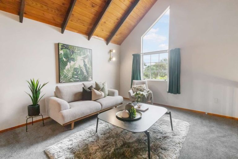 Photo of property in 17 Walford Drive, Lynmore, Rotorua, 3010