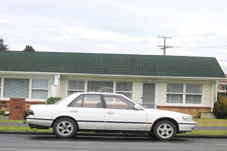 Photo of property in 2/41 Wood Street, Papakura, 2110