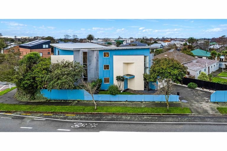 Photo of property in 66 Strickland Street, Sydenham, Christchurch, 8023