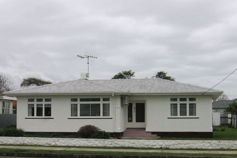 Photo of property in 25 Hannan Street, Levin, 5510