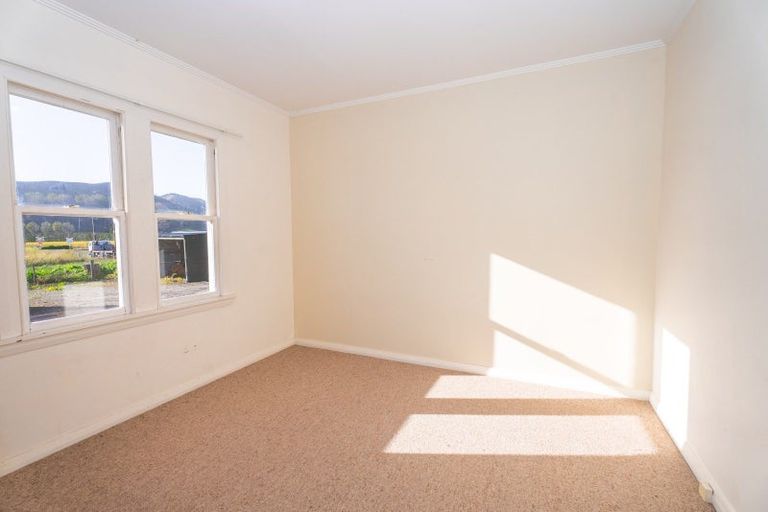 Photo of property in 3 Nicks Head Station Road, Muriwai, Gisborne, 4072
