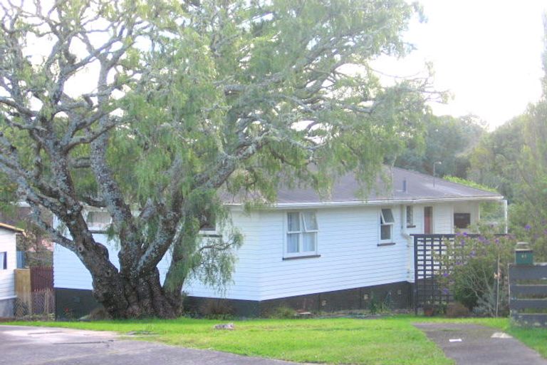Photo of property in 41 Chorley Avenue, Massey, Auckland, 0614