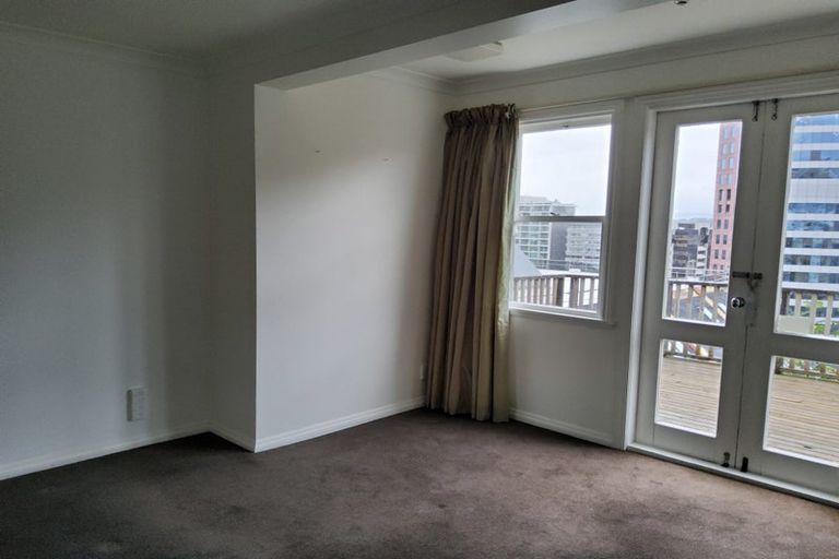 Photo of property in 221b The Terrace, Wellington Central, Wellington, 6011